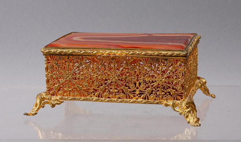 SKRIN, metall, agat, omkring 1900.