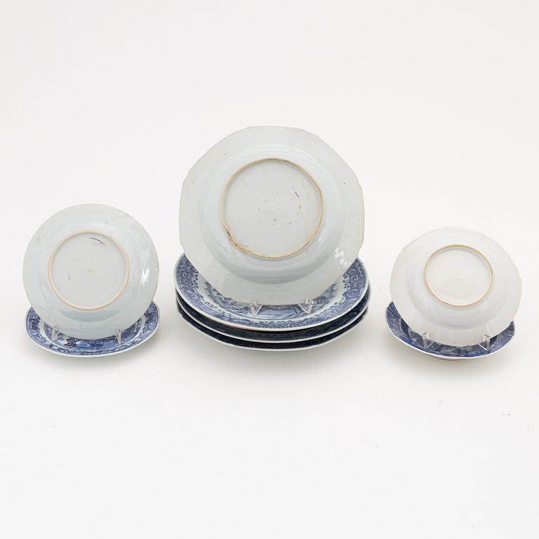 A group of five blue and white plates and four small dishes, Qing dynasty, Qianlong (1736-95).