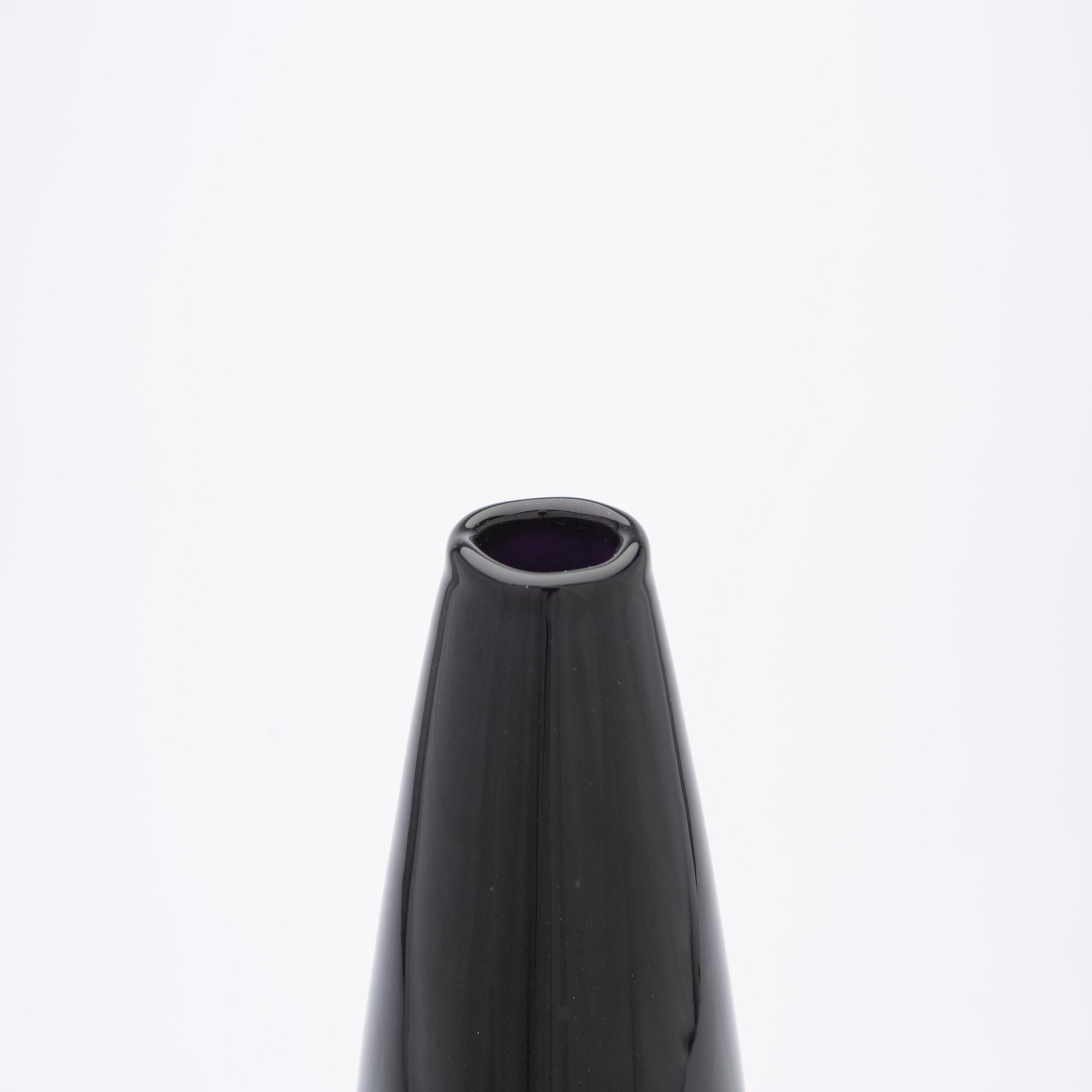 Matz Borgström, Vase, glass, for Orrefors, second half of the 20th century.
