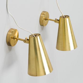 Paavo Tynell, a pair of mid-20th century 'A 4' wall lights for Idman.