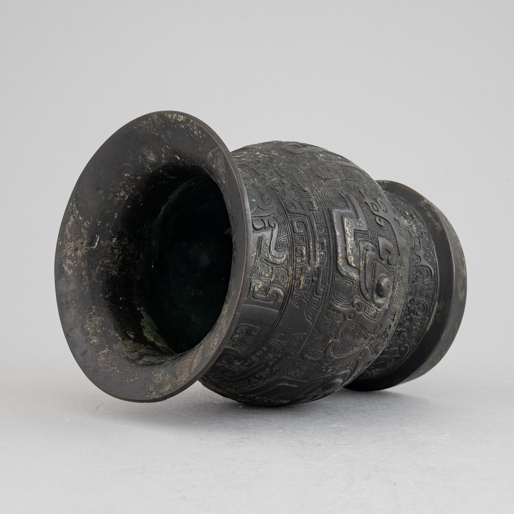 A archaistic bronze vase, Ming dynasty or older.
