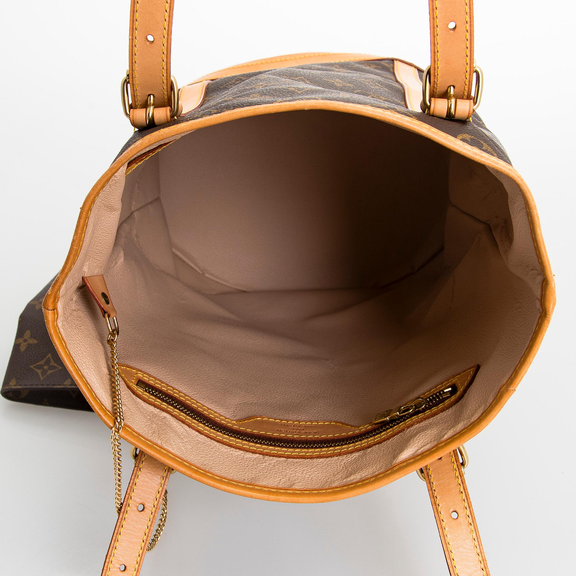 Louis Vuitton,  "Bucket" med pochette, väska.