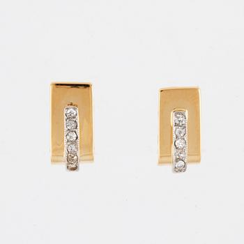 18K yellow gold old-cut diamond earrings.
