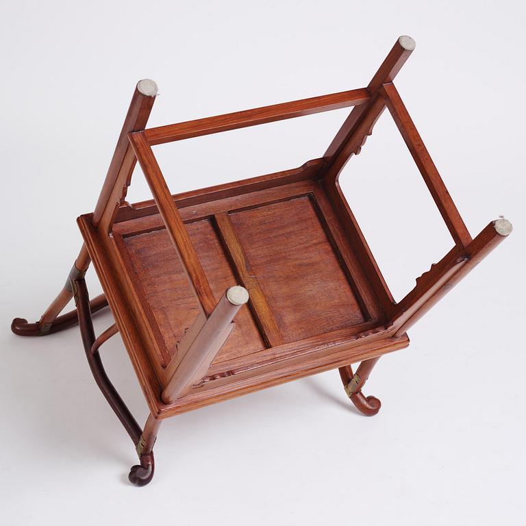 A Chinese 'official's hat' chair, Guanmaoyi, 20th century.