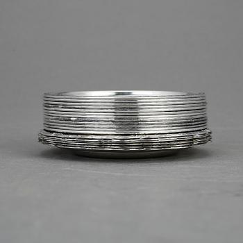 COASTERS, 18 st, silver, GAB samt CG Hallberg, 1900-tal. Total vikt 363 gram.