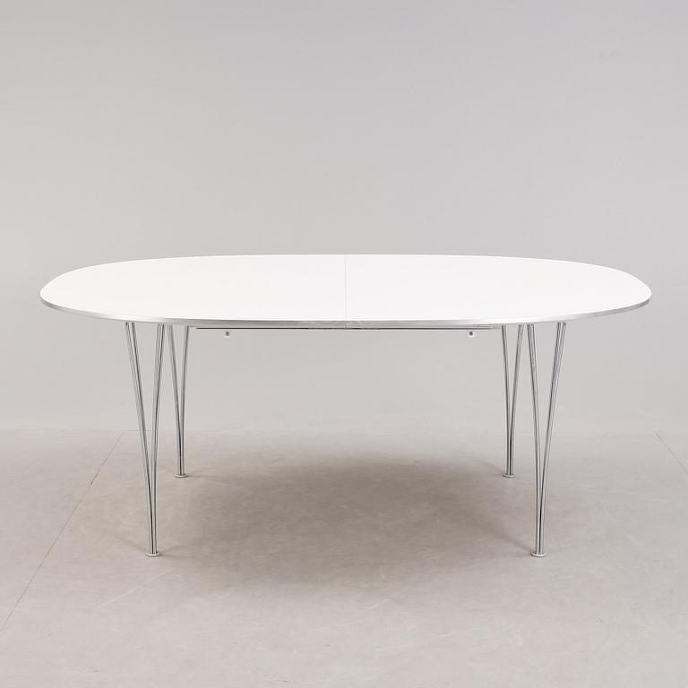 BORD, "Superellips", Bruno Mathsson & Piet Hein, Fritz Hansen, Danmark.