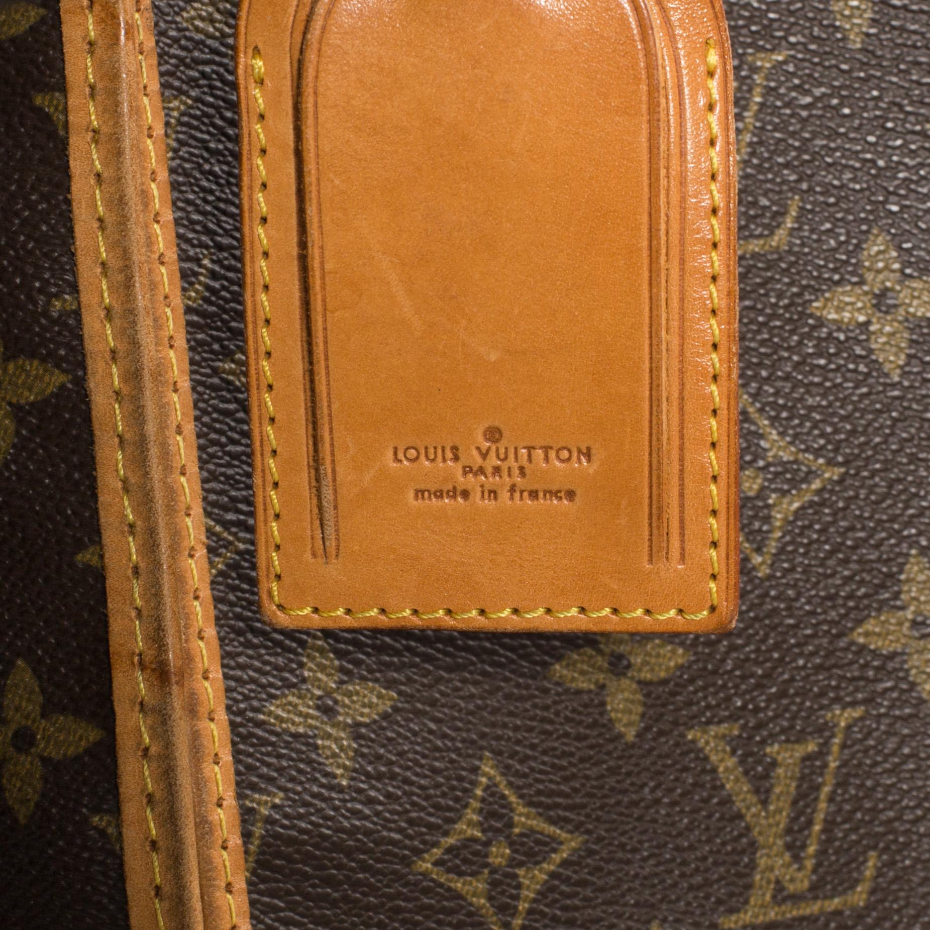 LOUIS VUITTON, "Garment Cover", resegarderob.