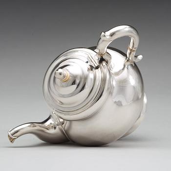 MICHAEL PEIPPO, S:t Petersburg 1859, tekanna, silver.