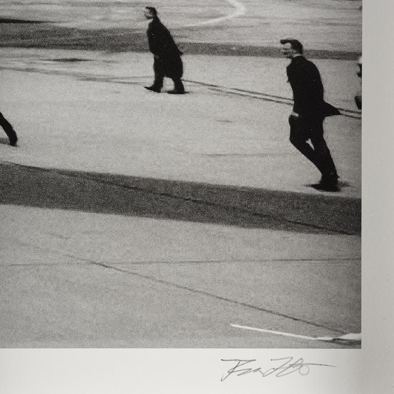 Brooks Kraft, "Storm clouds loom overhead as Air Force One and U.S. President George W. Bush arrive in Paris", 2003.