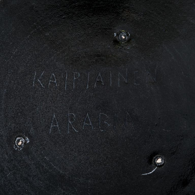 BIRGER KAIPIAINEN, a decorative plate signed Kaipiainen Arabia.