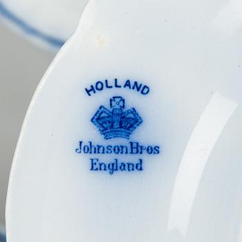 Servidelar, 29 st, "Flow Blue", modell Holland, Johnson Brothers, England.