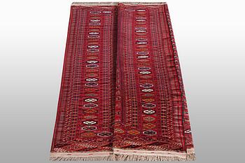 A carpet, semi-antique Tekke, ca 330 x 250 cm.