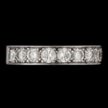 49. A brilliant cut diamond ring, tot. app. 1.60 cts.