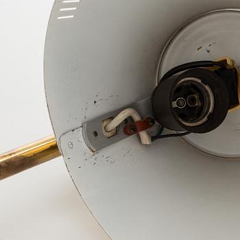 Paavo Tynell, a mid-20th-century  '9227' table lamp for Idman.