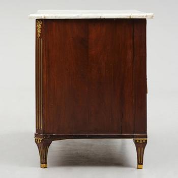 A late Gustavian mahogany commode, Stockholm, late 18th century.