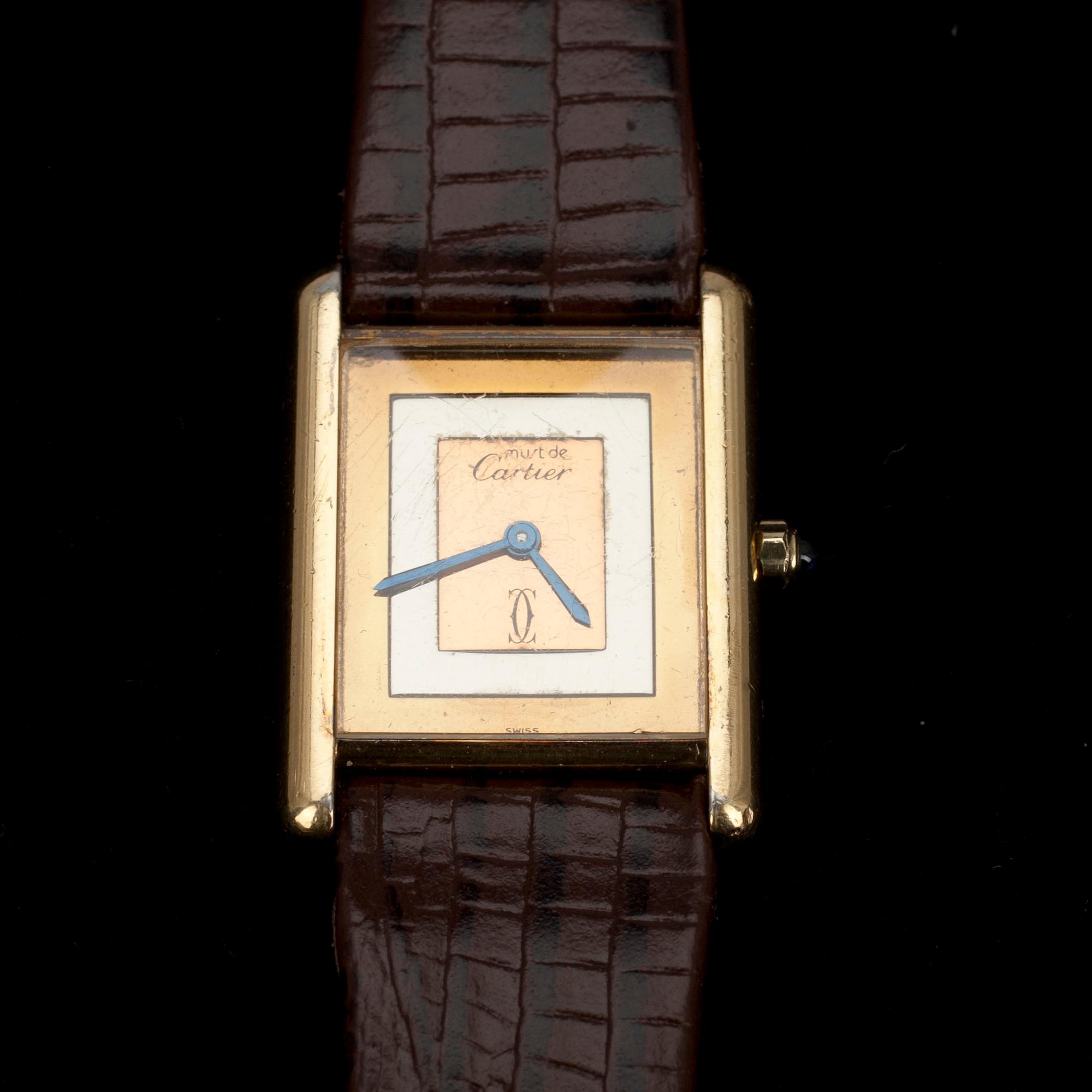 DAMARMBANDSUR, Cartier Tank, kullattua hopeaa. 1900-luvun loppupuoli.
