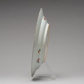 A crane medallion dish, Qing dynasty, Kangxi (1662-1722).