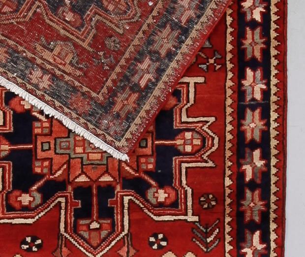 MATTA, Hamadan, ca 300 x 100 cm.