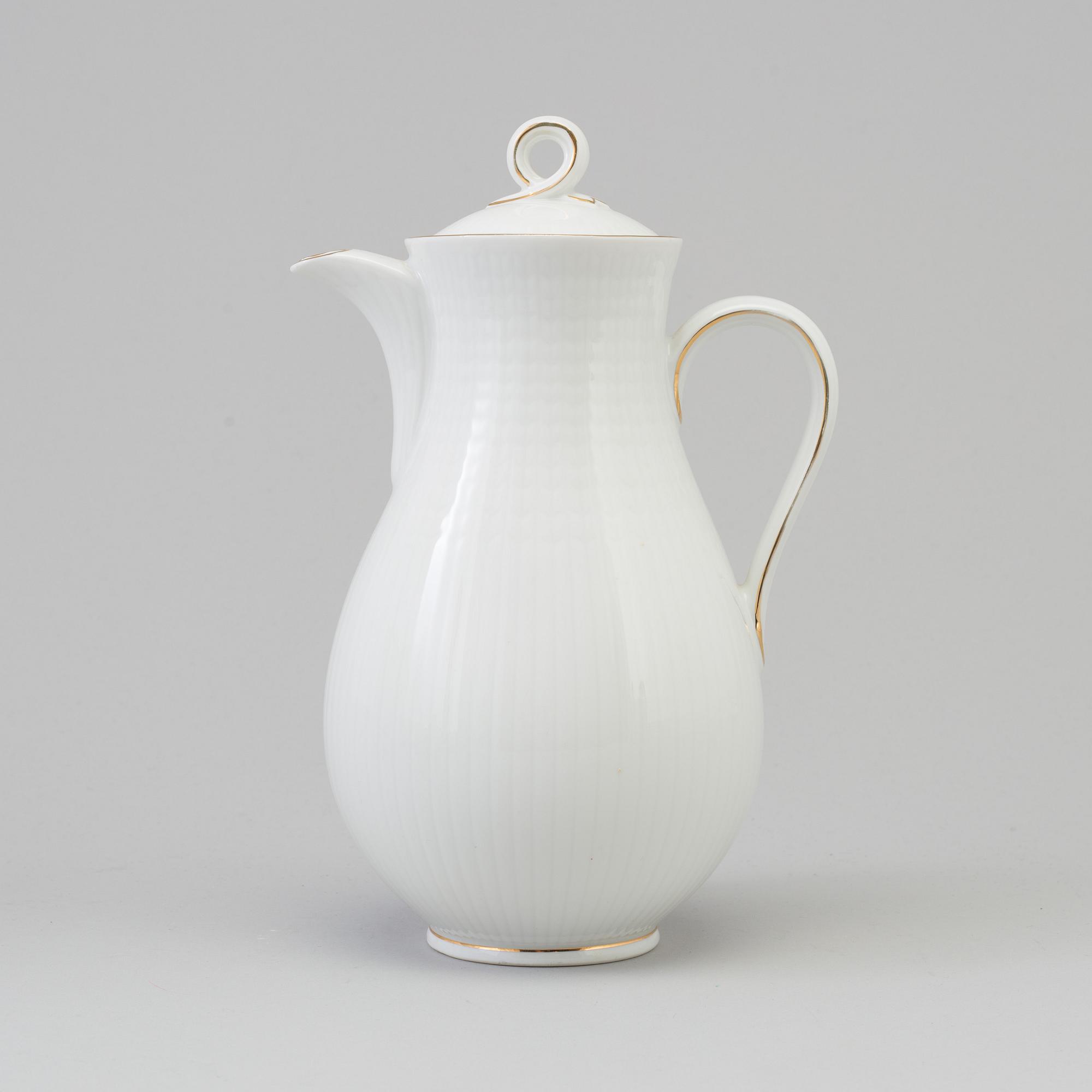 LOUISE ADELBORG, kaffeservis, 44 delar, "Swedish Grace", med guldkant, Rörstrand.