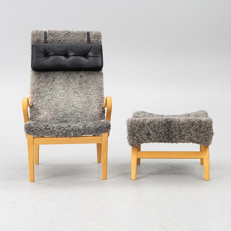 Bruno Mathsson, a 'Miranda' armchair and ottoman, Bruno Mathsson International, Värnamo, 2001.