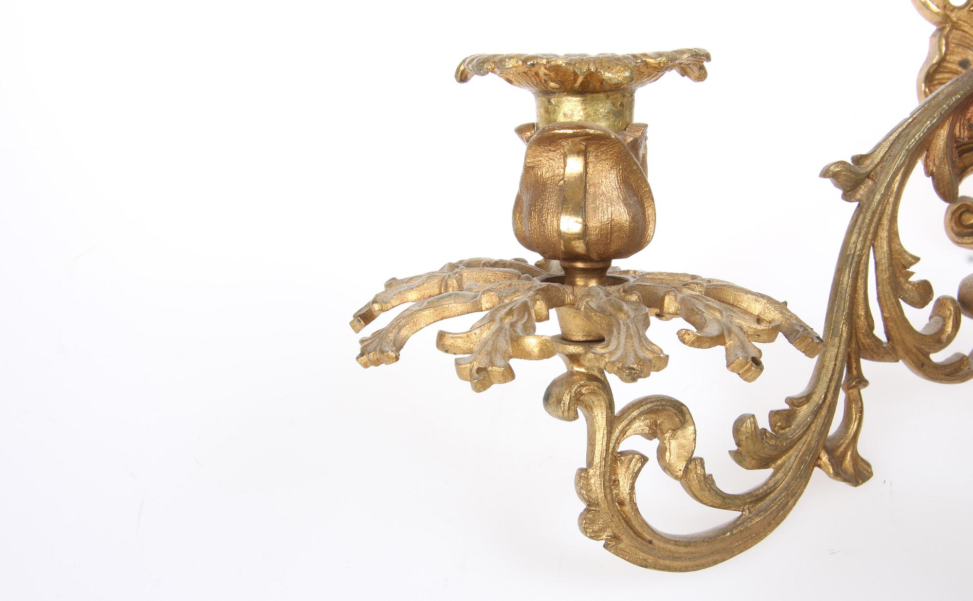 VÄGGLYSTRAR, ett par, oscarianska, 1800-talets slut.