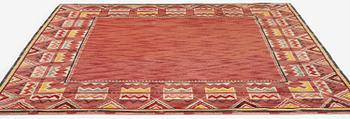 Margareta Sundbom Eichenholz, a knotted pile carpet, ca 338 x 343, unsigned.