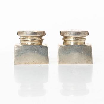 Shakers, a pair, silver, first half of the 20th century.
