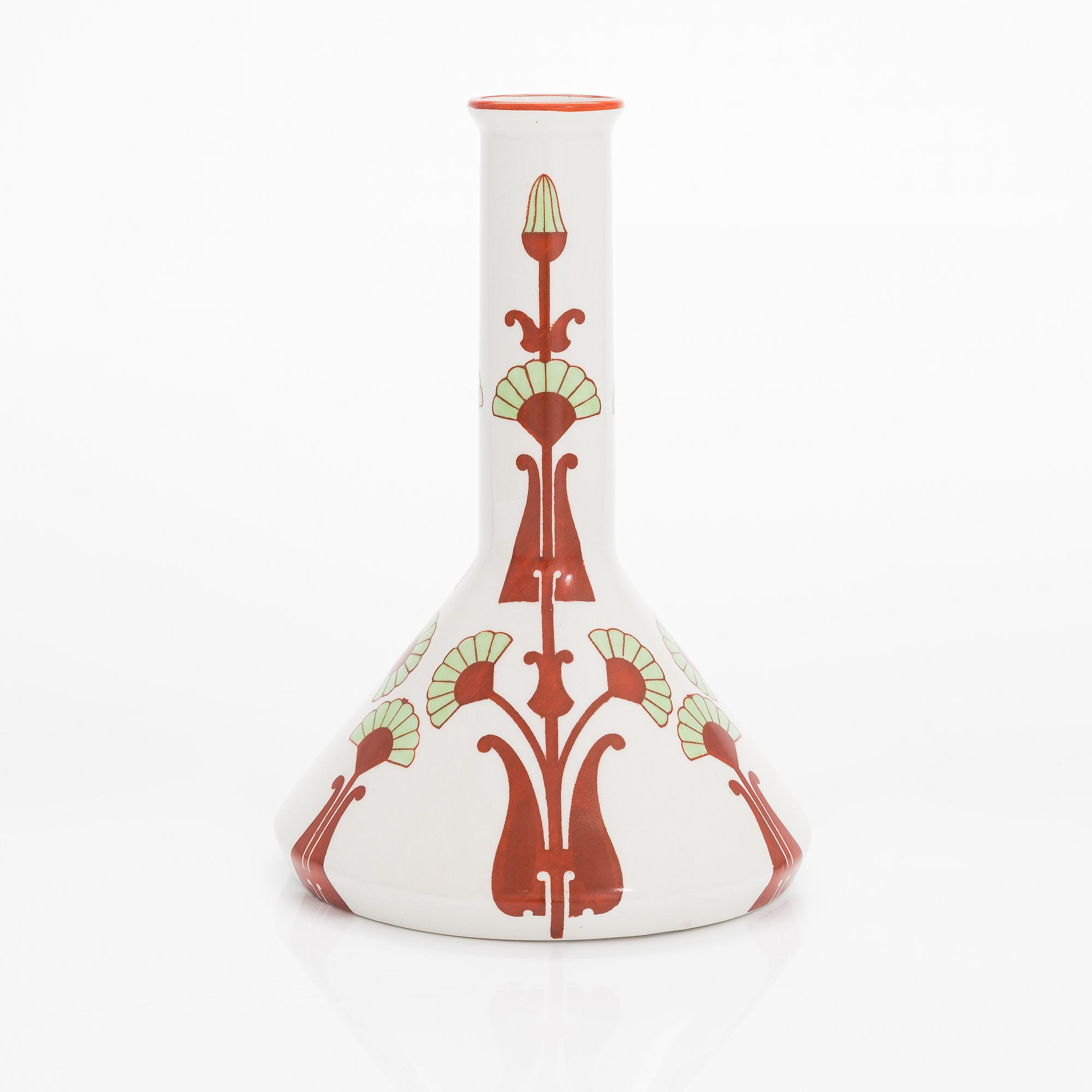 A Fennia ceramic vase, Jac. Ahrenberg and Thure Öberg, Arabia, Finland 1903.
