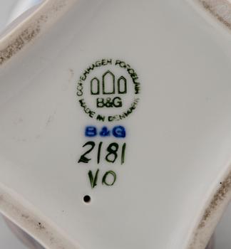 FIGURER, 4 st, porslin, Bing & Gröndahl.