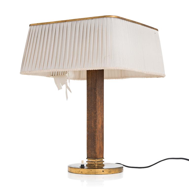 Paavo Tynell, bordslampa, modell 5066, Taito Oy, 1900-talets mitt.