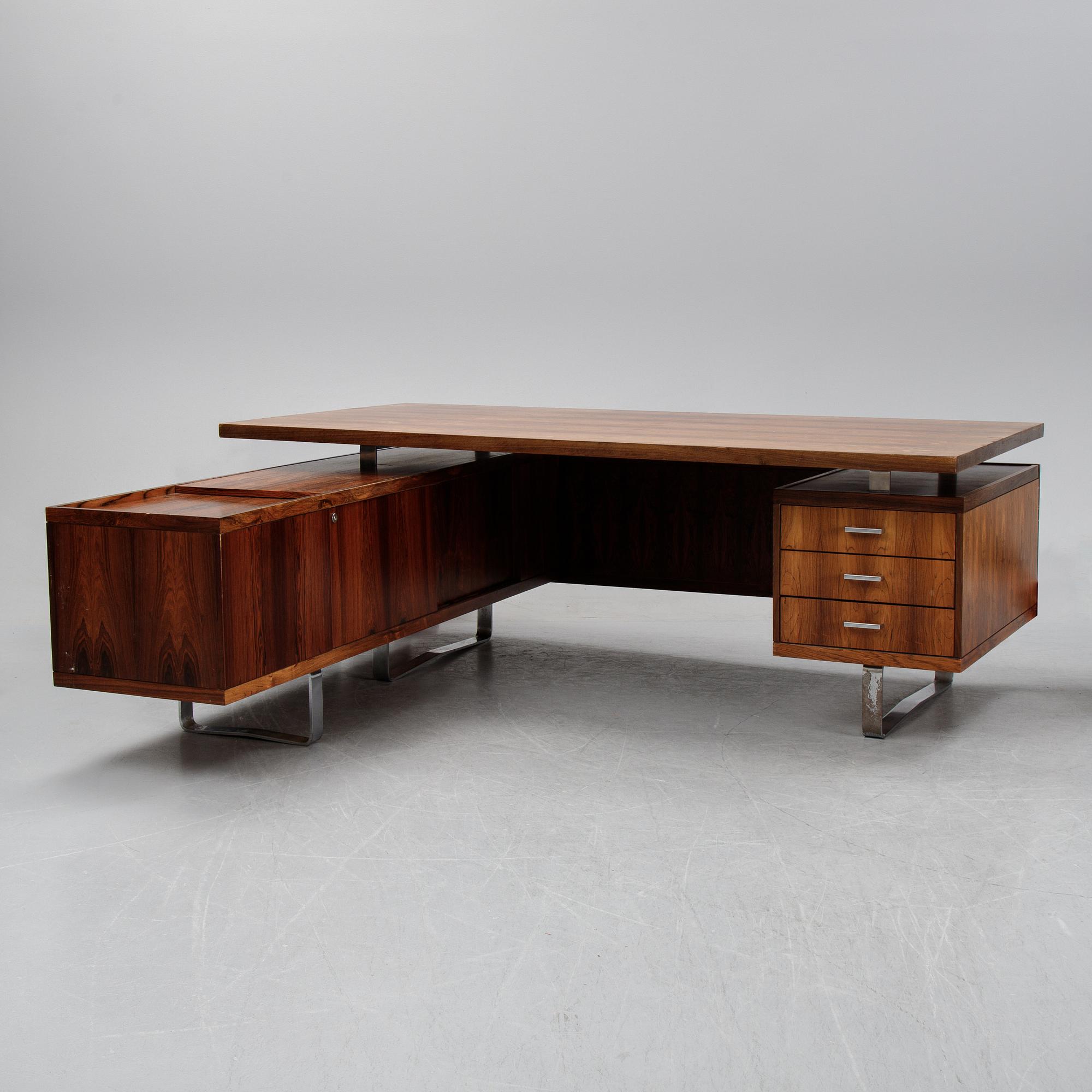 A Jørgen Pedersen writing desk, "Europa 2002-serie", E Pedersen & Søn, Denmark 1970´s.