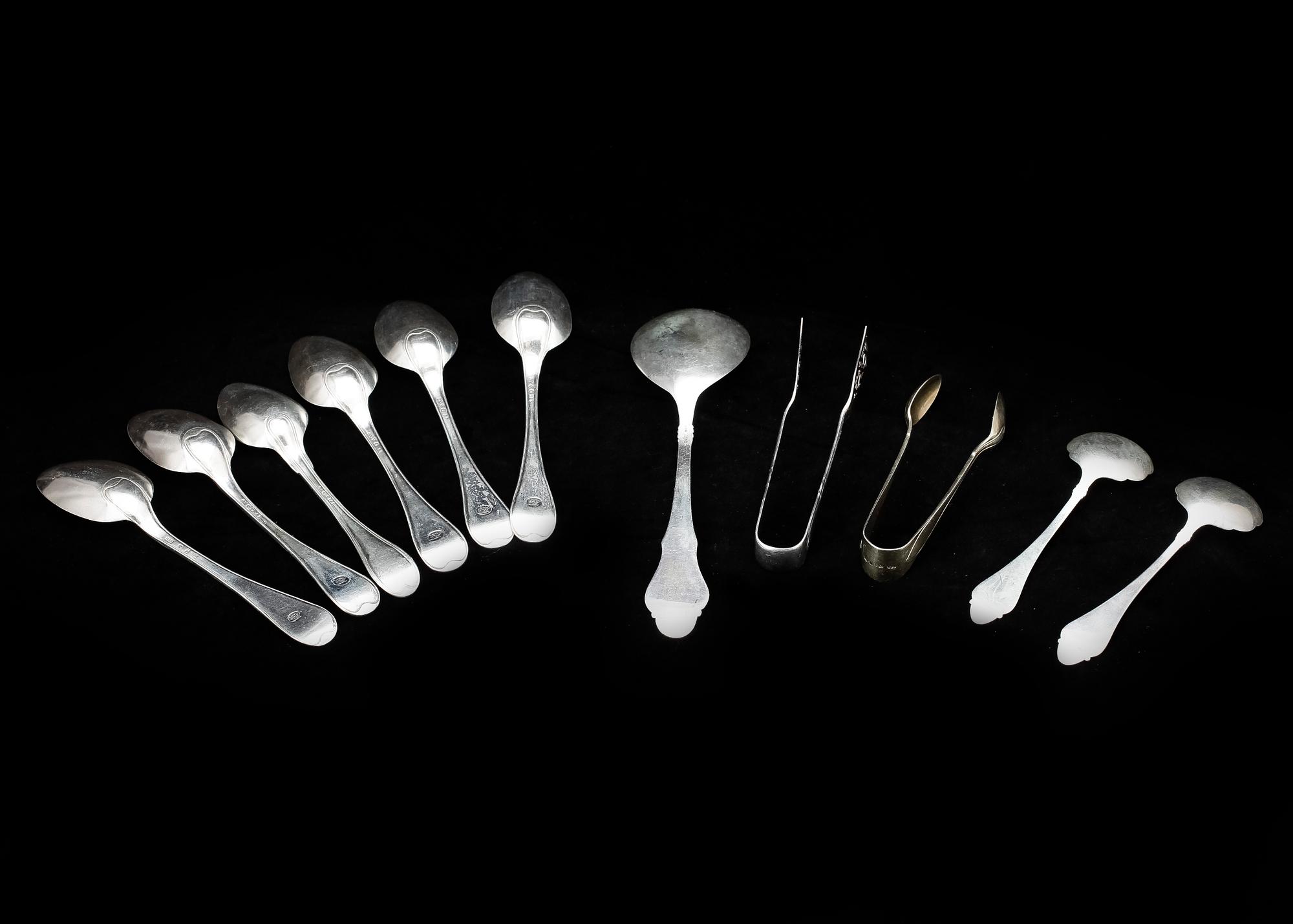 PARTI BESTICK, 11 delar, silver, flertal mästare, bla CG Hallberg resp Pehr Zethelius, 1810-tal till 1920-tal. Tot ca 400 gram.