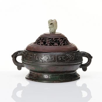 A bronze censer, Ming dynasty (1368-1644).