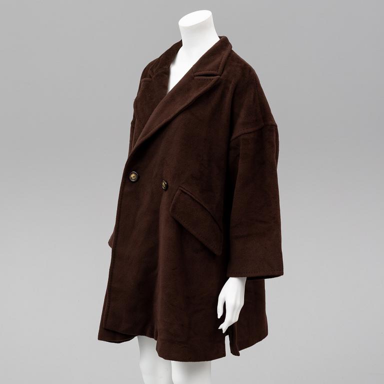 MAX MARA, a coat/cape, french size 38.