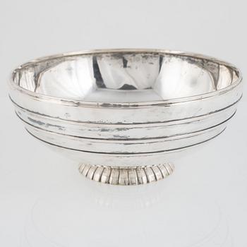 A Swedish silver punch bowl, mark of GAB, Stockholm 1938.