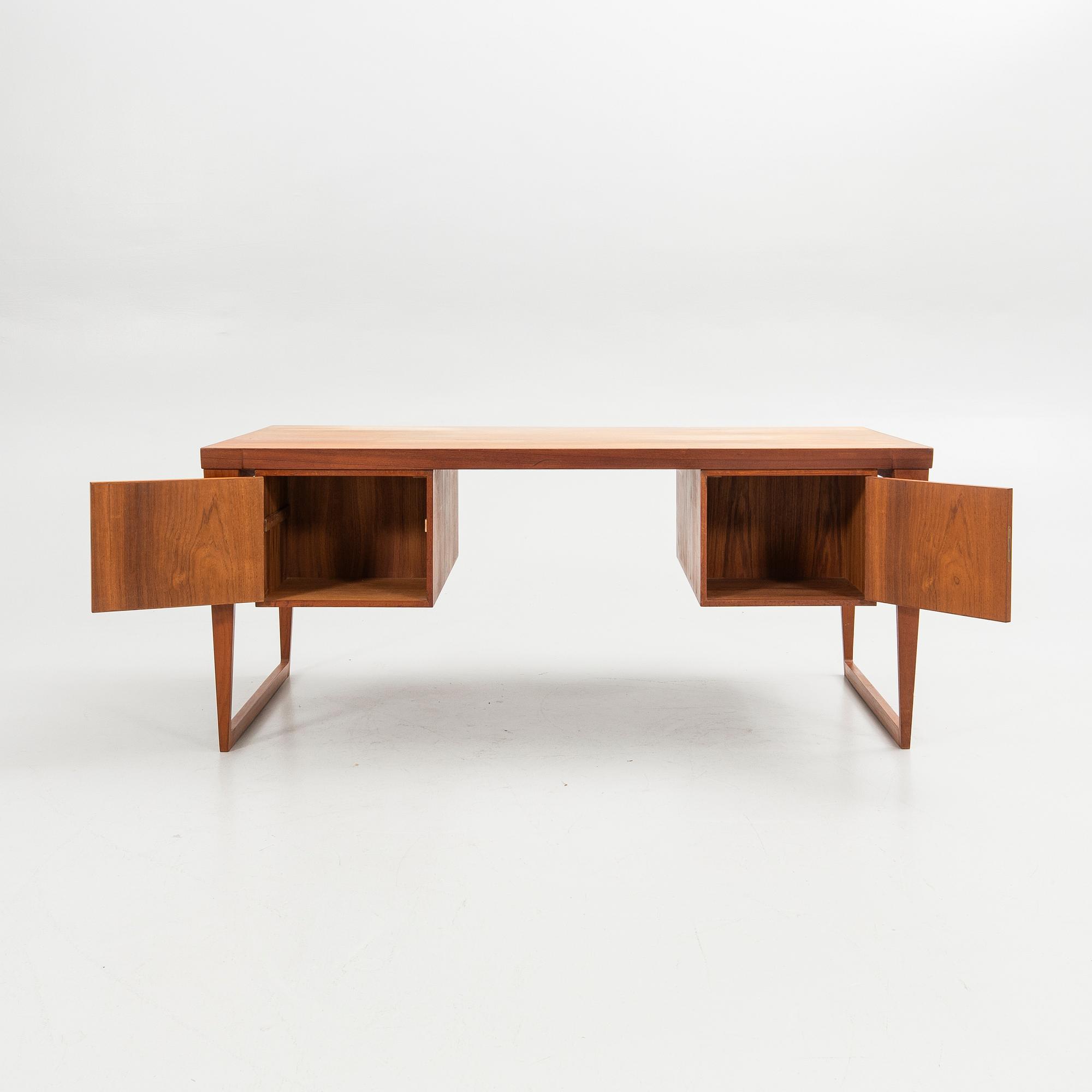 Kai Kristiansen, Desk, model 70, Feldballes Møbelfabrik, Denmark, 1960s.