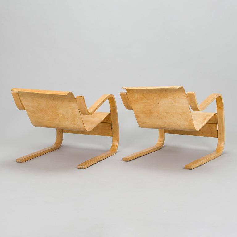 Alvar Aalto, a pair of 1940s/50s '31' armchairs for O.Y. Huonekalu- ja Rakennustyötehdas A.B.