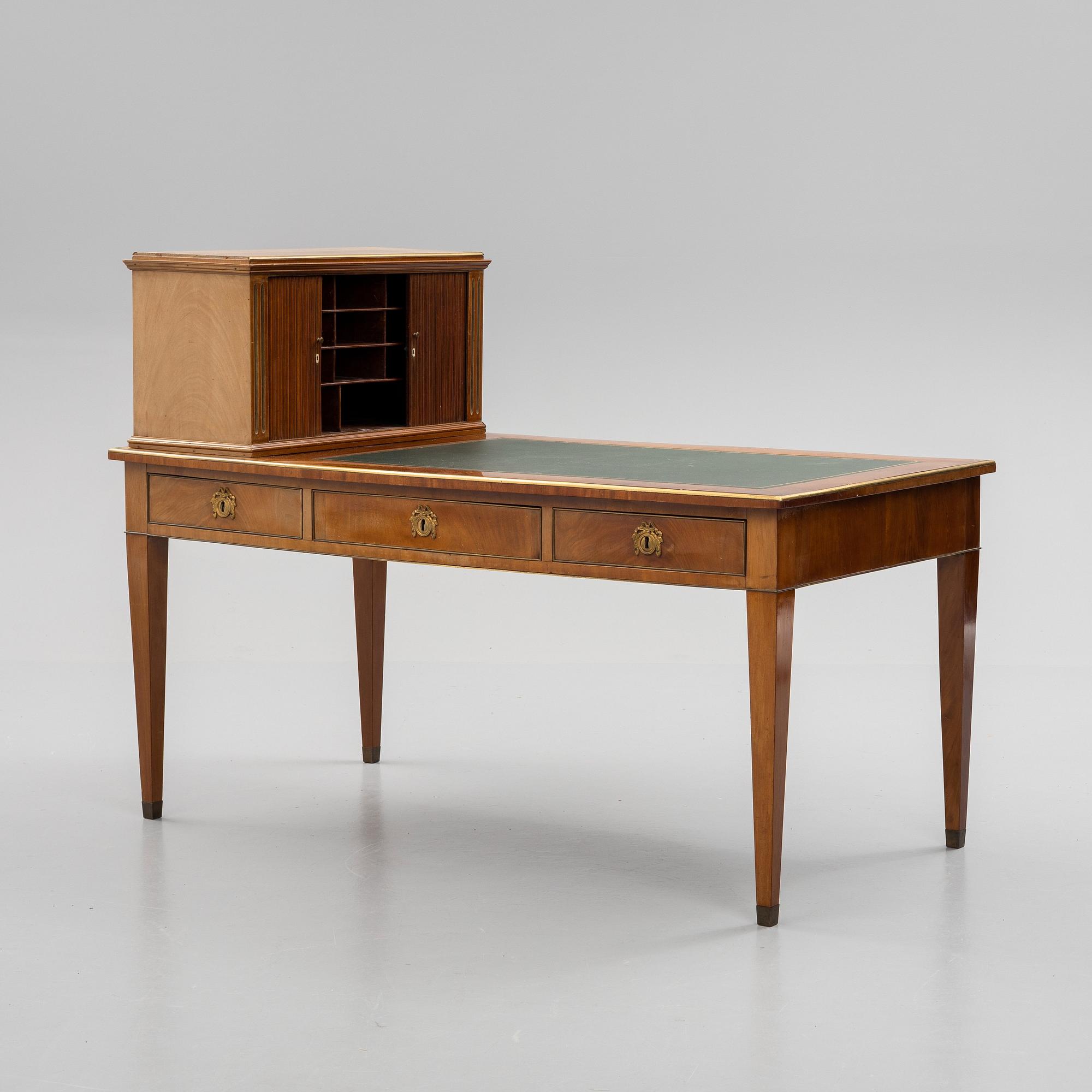 Skrivbord med uppsats, 1800-tal, Sengustaviansk stil,