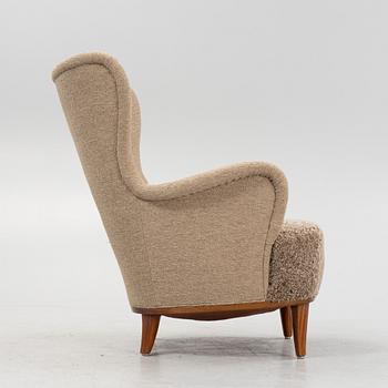 A Swedish Modern armchair, 1940's/50's.