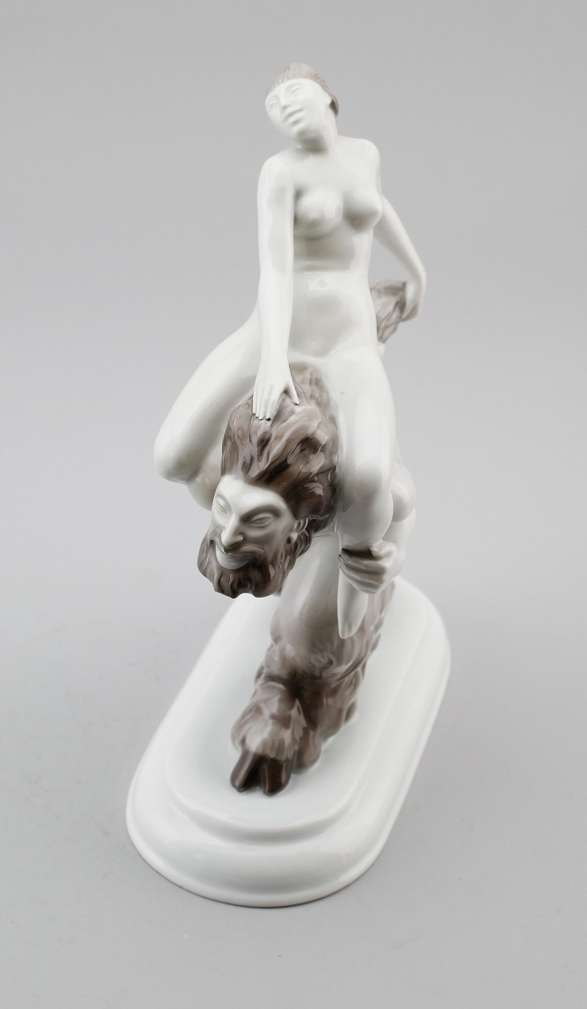 FIGUR, porslin, Fridrich Heuler, Hutschenreuther, Tyskland.