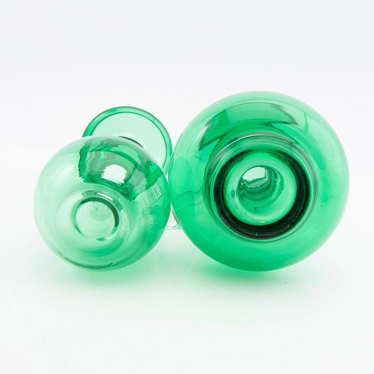 Tamara Aladin, Vases and a decanter, 3 pcs, glass, Riihimäen Lasi, Finland, 1960s/70s.