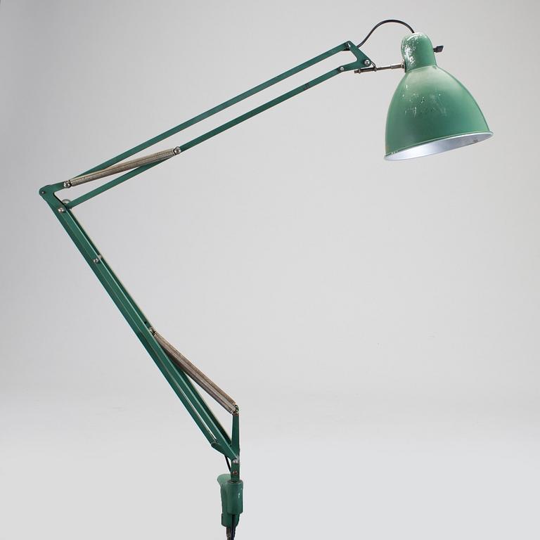 SKRIVBORDSLAMPA/INDUSTRILAMPA, Jacob Jacobsen, Luxo 1001, 1900-talets första hälft.