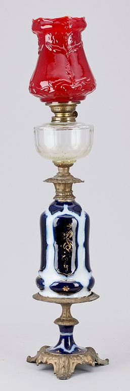 FOTOGENLAMPA, Kosmos Brenner, kring sekelskiftet 1900.