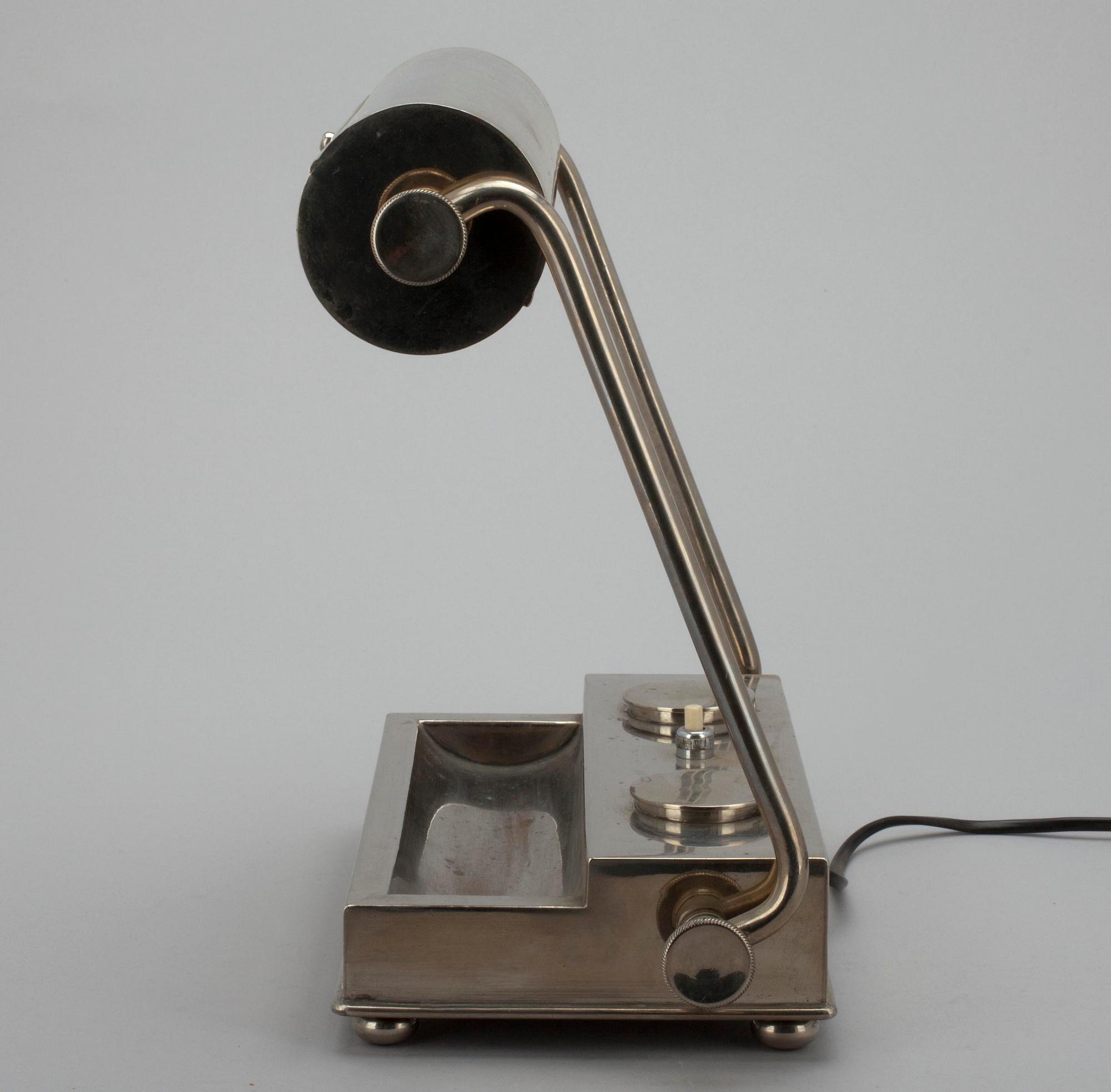PÖYTÄLAMPPU, niklattu, 1930-luku.