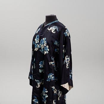 A Chinese silk robe, early 20th Century.