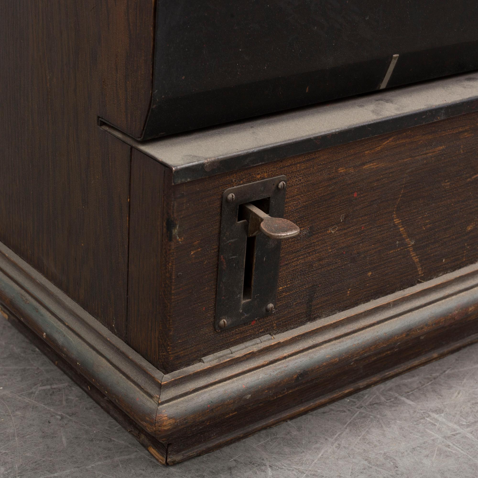 TIMECLOCK, International Time Recording Co, London, early 20th century.