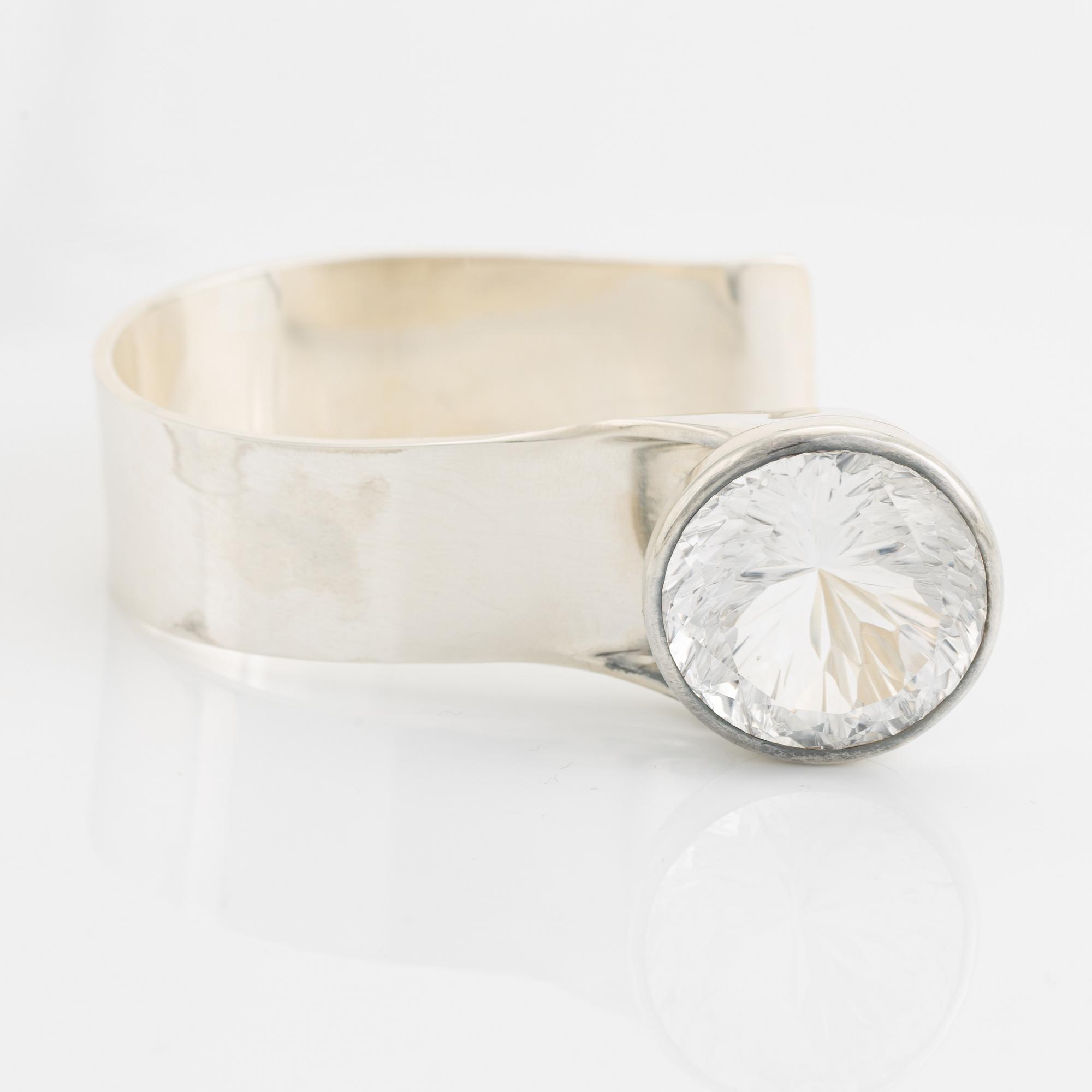 Schutz Lindahl,bangle silver with rock crystal.