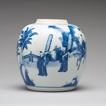 A blue and white jar, Qing dynasty, Kangxi (1662-1722).