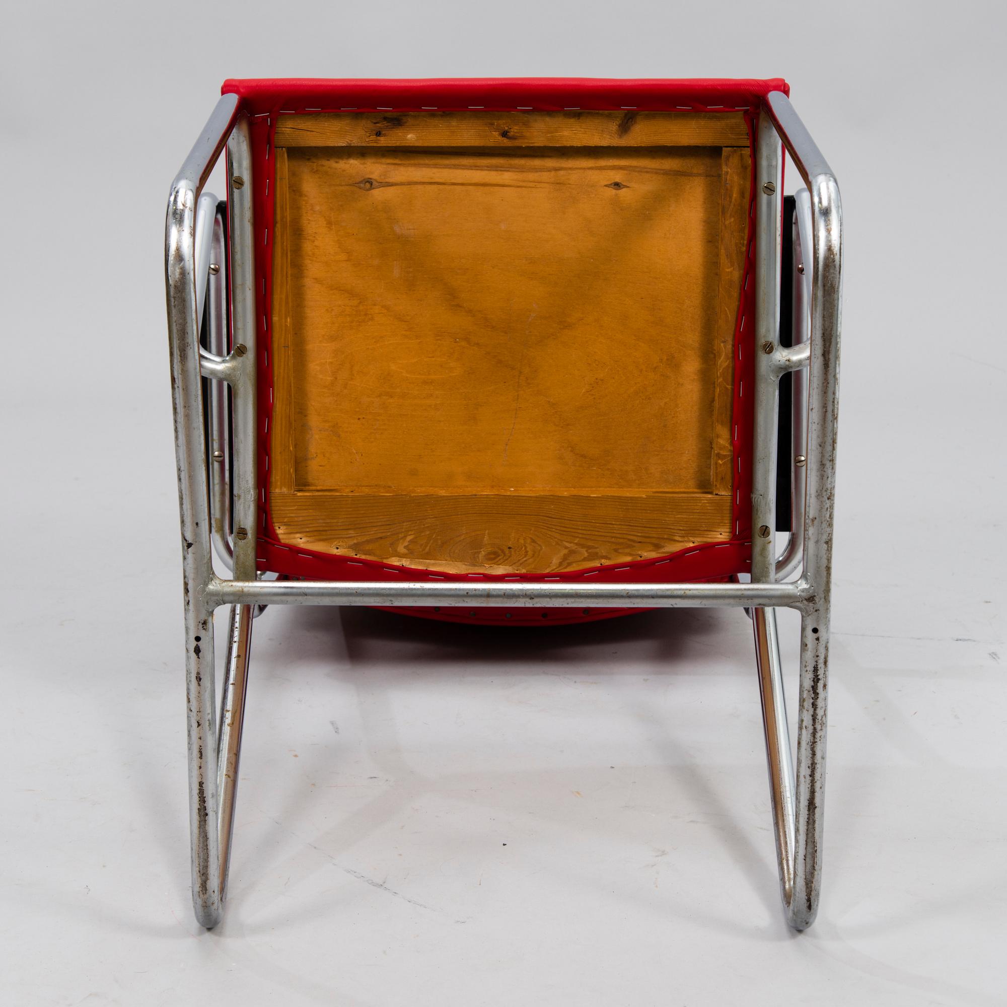 A 1930/1940's 'TU-228' arm chair for Heteka Finland.