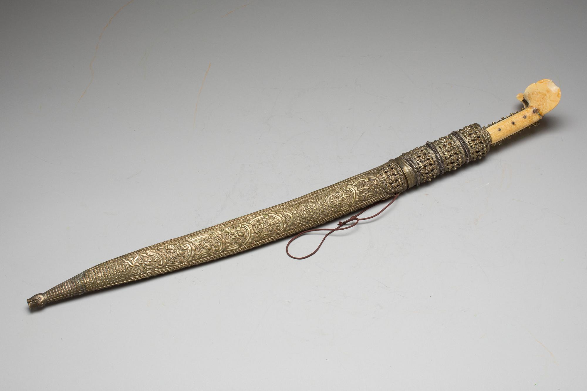 BLANKVAPEN, orientaliskt, seskelskiftet 1800/1900.